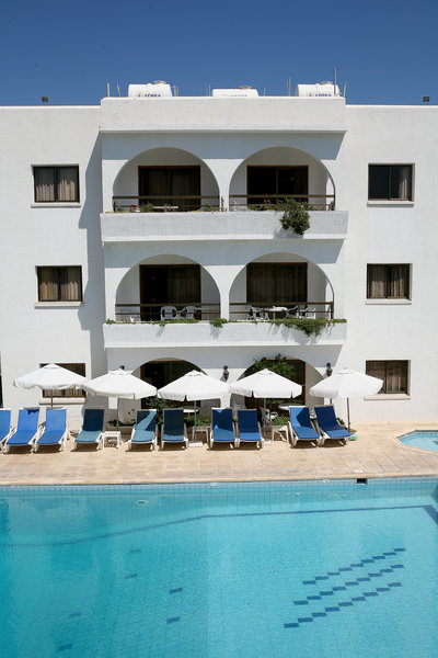 Stephanos Hotel Apartments