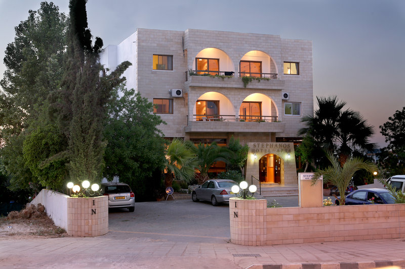 Stephanos Hotel Apartments