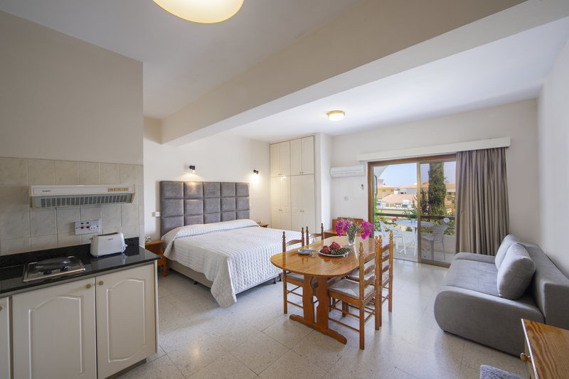 Stephanos Hotel Apartments