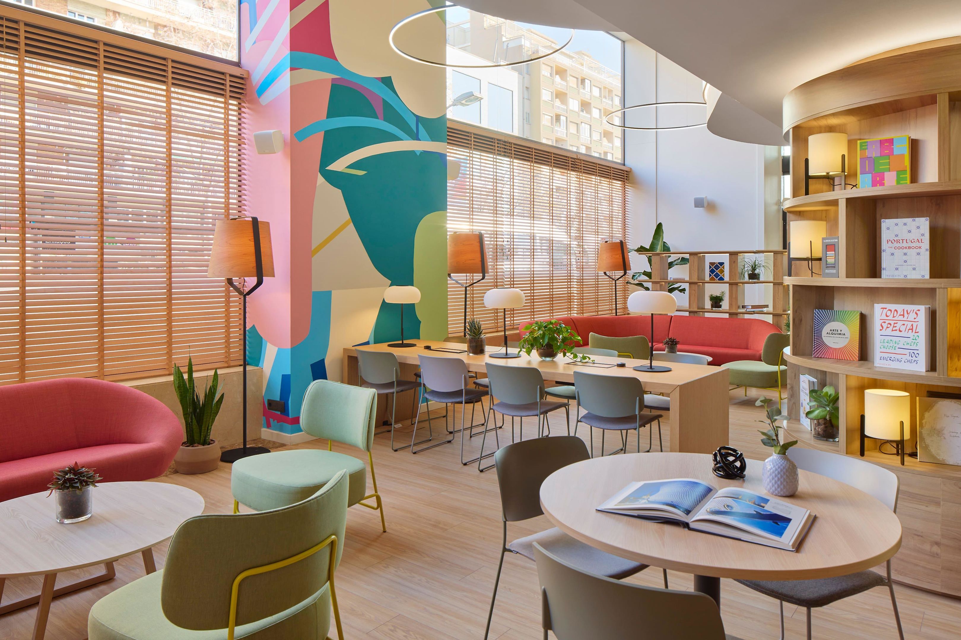 TRYP Barcelona Apolo Hotel