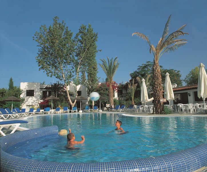 Paphos Gardens Apartments