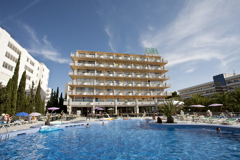 Playa Blanca Hotel